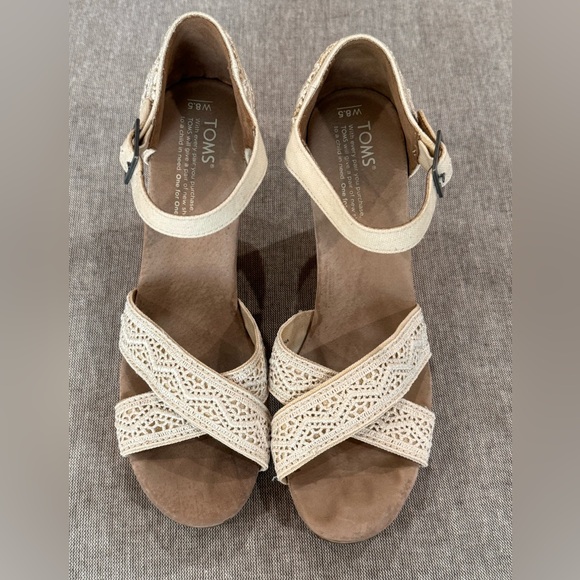 Tom’s beige wedge heels - Picture 6 of 6